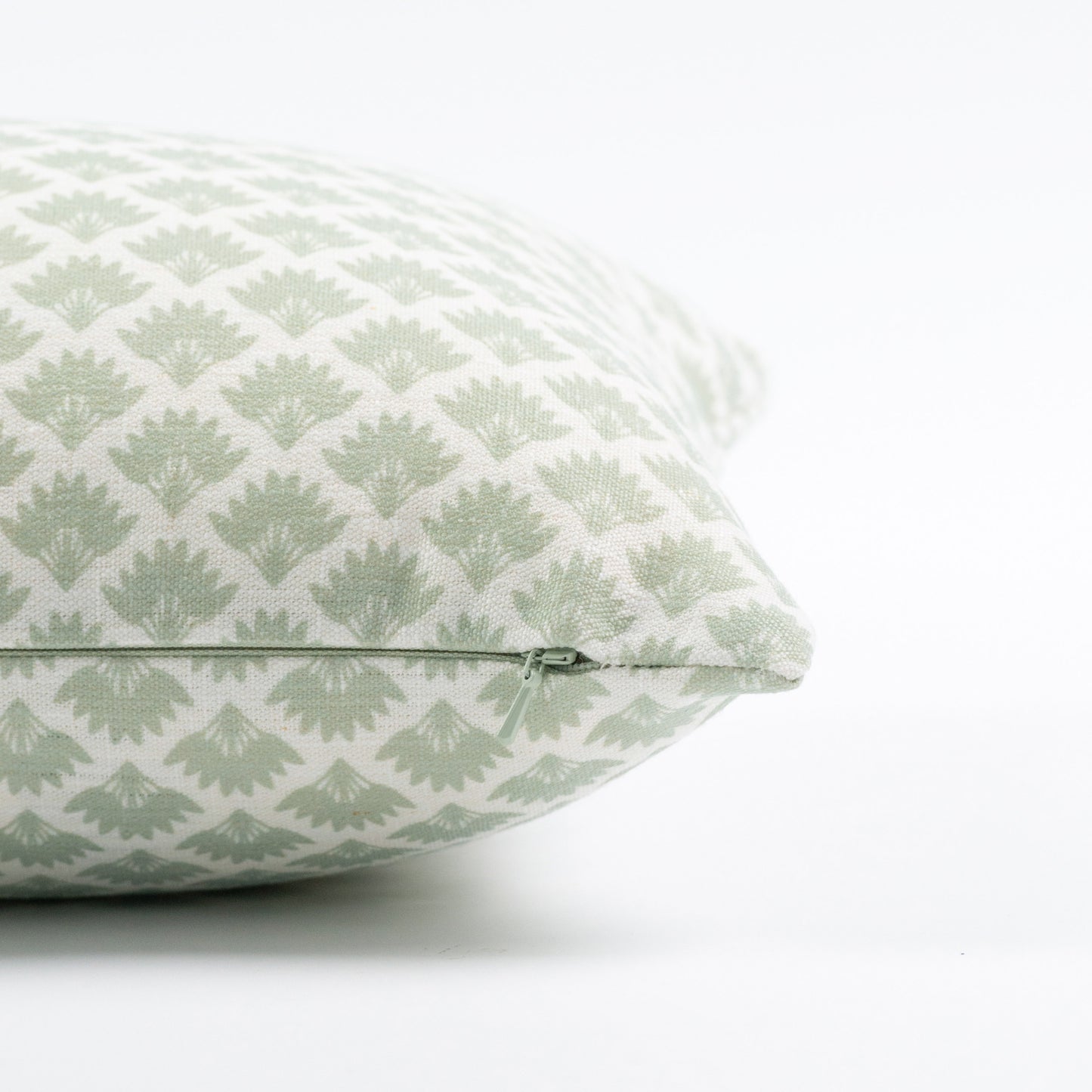 Ravenala palm tree decor