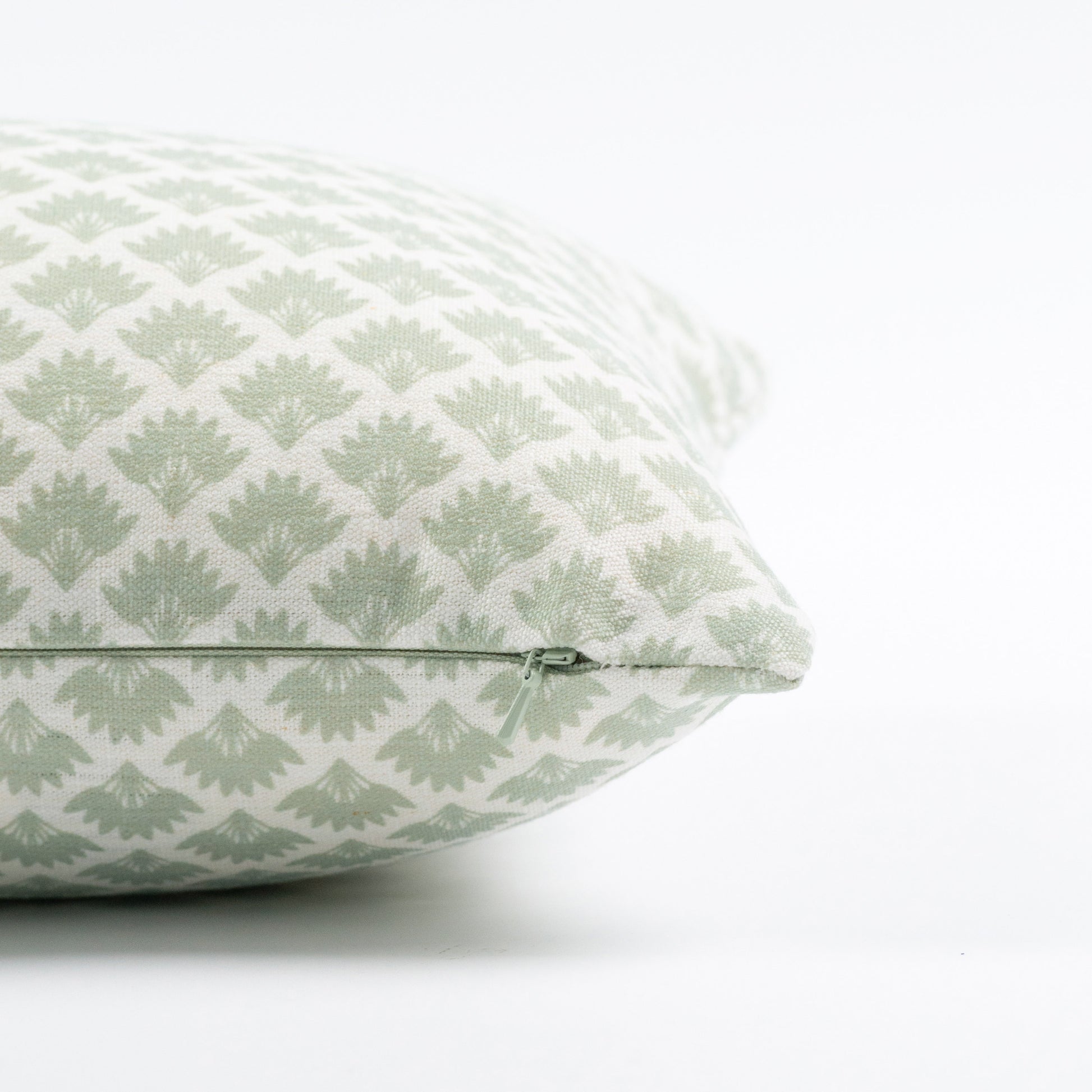 Ravenala palm tree decor