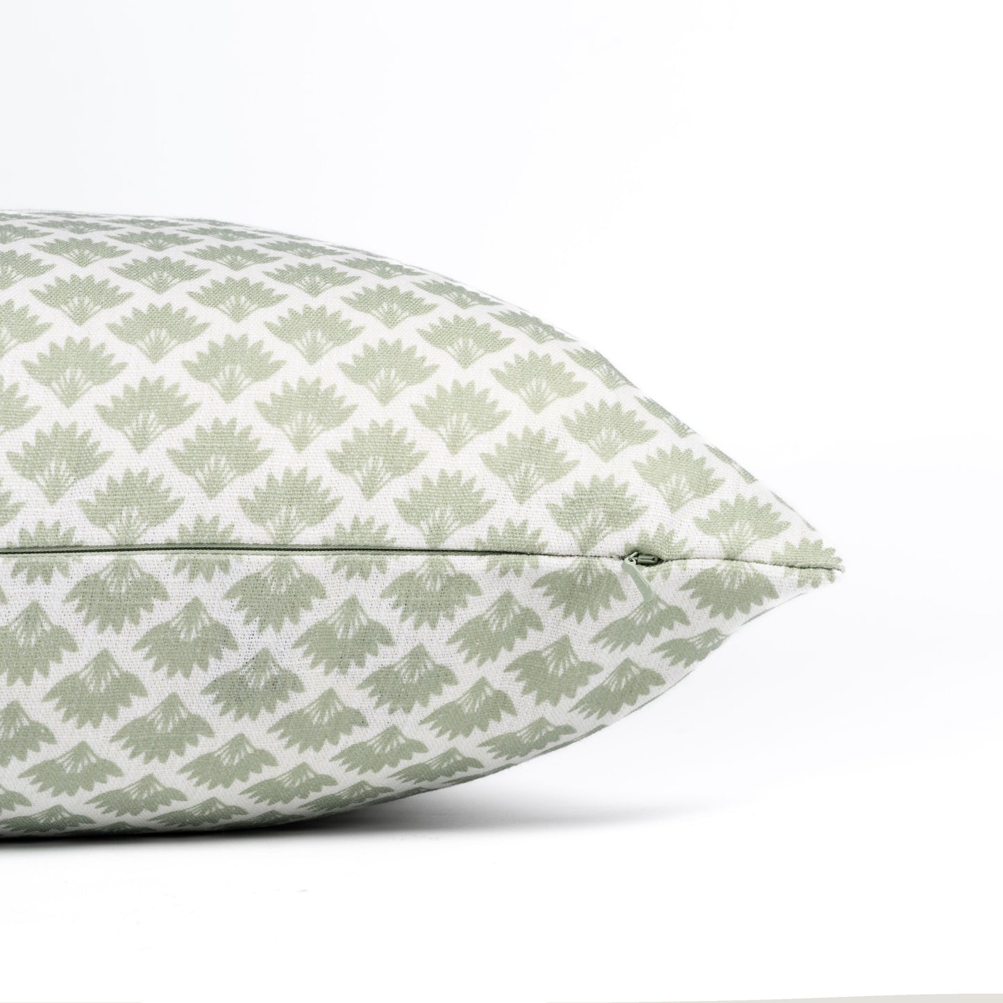 Evora Indoor Outdoor Throw Pillow Cover, Ravenala Palm Tree, Light Green, 20"x20"
