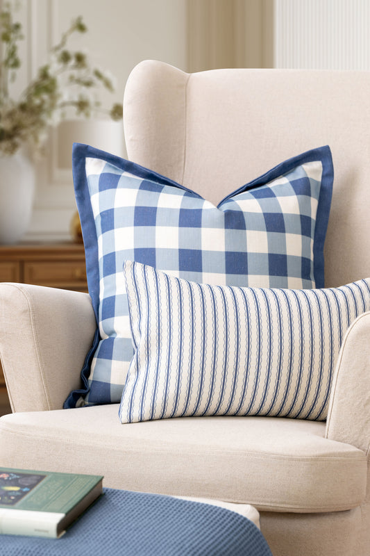 Liora Indoor Outdoor Lumbar Pillow Cover, Wave Stripes, Azure Blue, 12"x20"