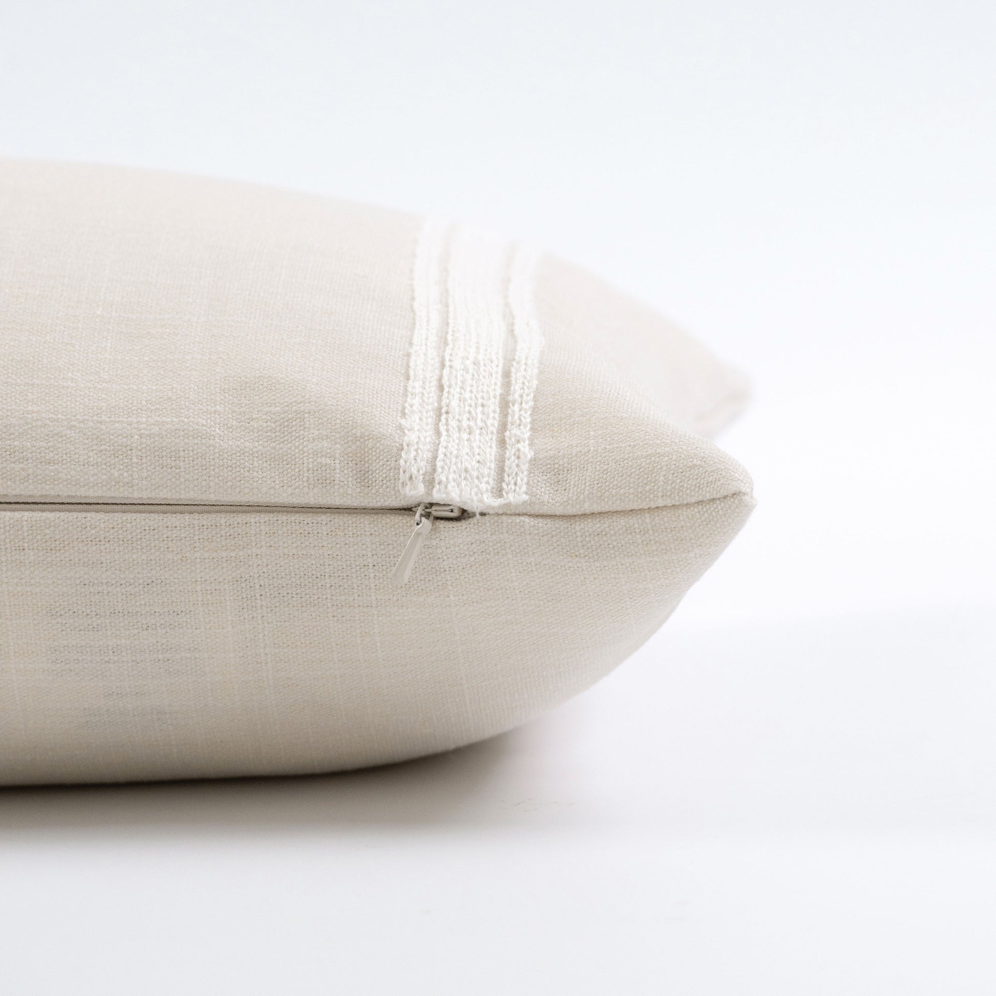 12x20 pillow cove
