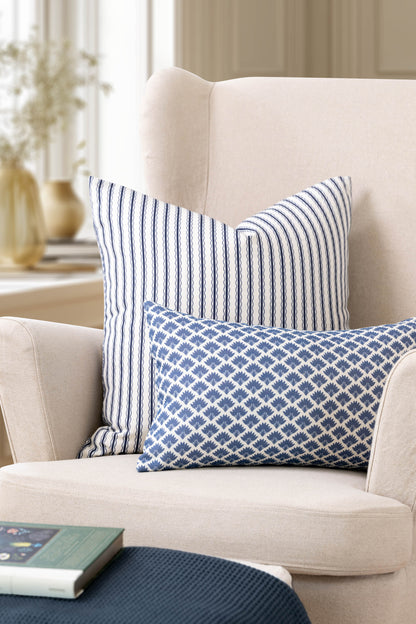 Liora Indoor Outdoor Throw Pillow Cover, Wave Stripes, Dark Navy, 22"x22"
