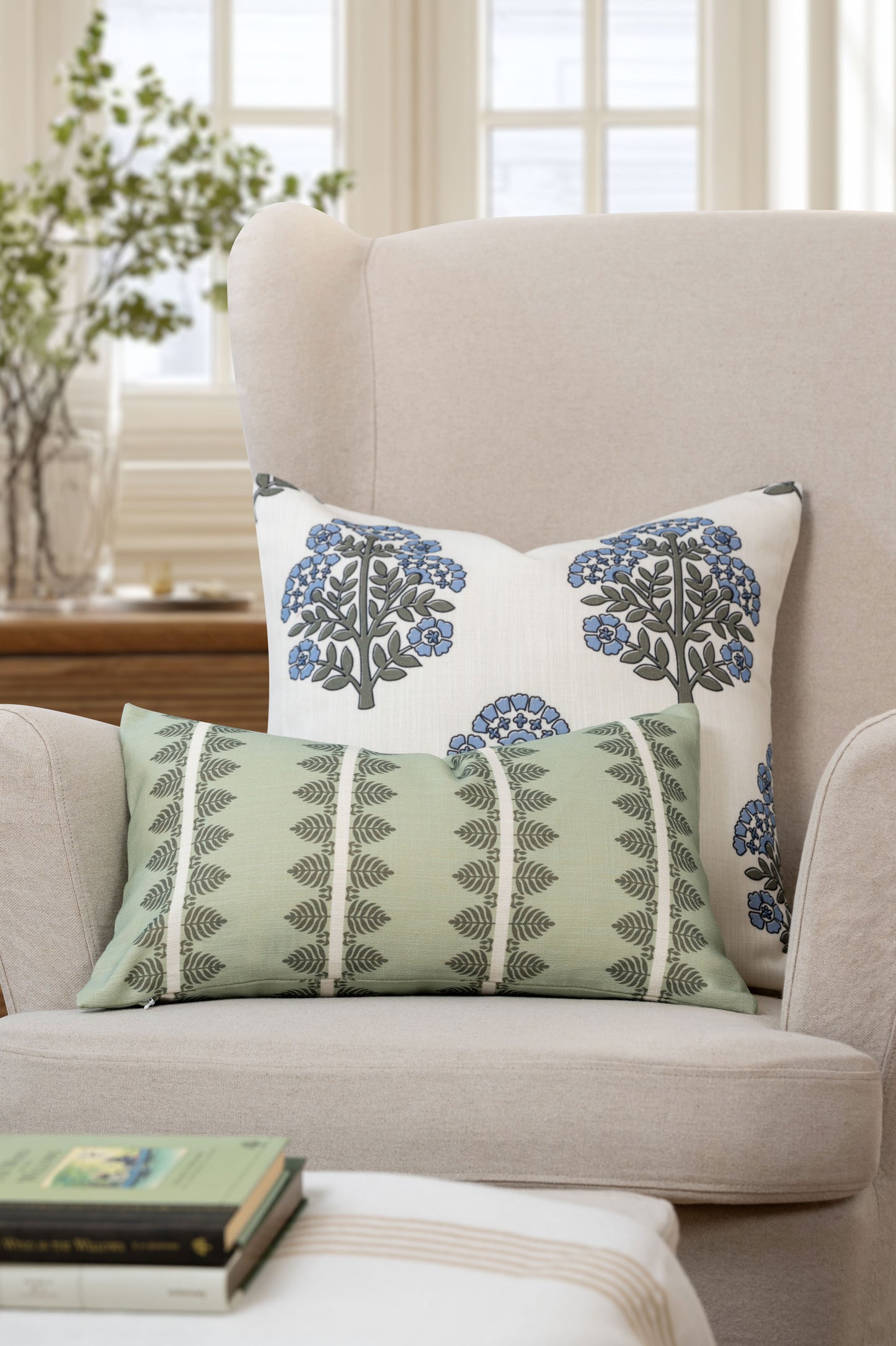Avalora Indoor Outdoor Throw Pillow Cover, Block Print Hydrangea Flowers, Light Blue, 20"x20"