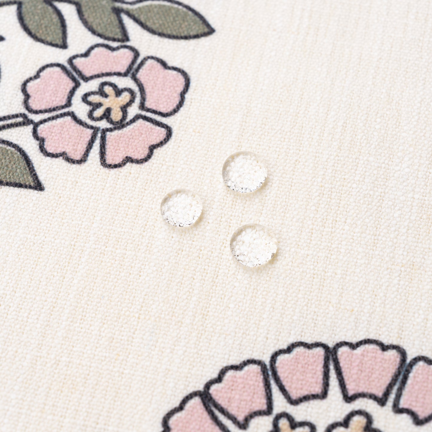 Avalora Indoor Outdoor Throw Pillow Cover, Block Print Hydrangea Flowers, Green Dark Rose, 20"x20"